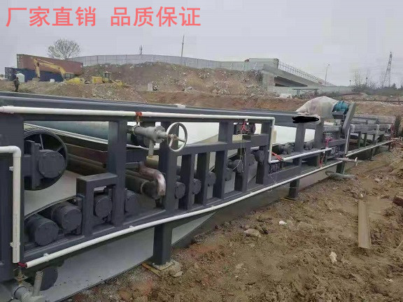 1-1912241145390-L (1).jpg 1-1912241145390-L (1).jpg